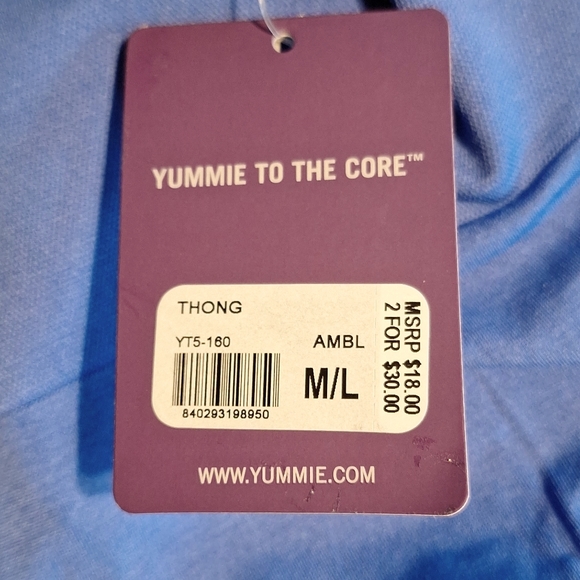 Yummy Shape Thongs - Picture 11 of 12